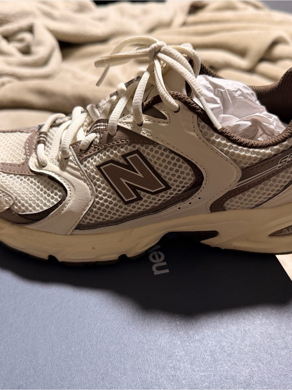 New Balance Cream and Brown Women's Sneakers - Picture 2 of 11